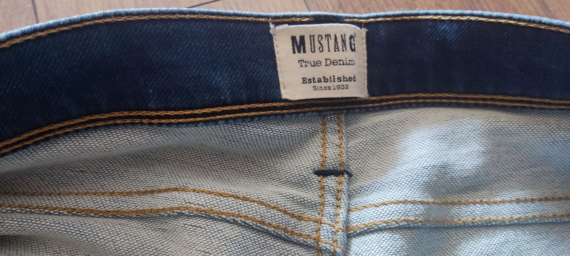 Spodenki jeansowe Mustang r. 34