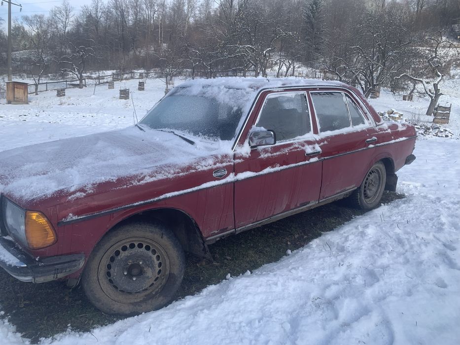 Мерседес 123 з мотором 2.0 дизель