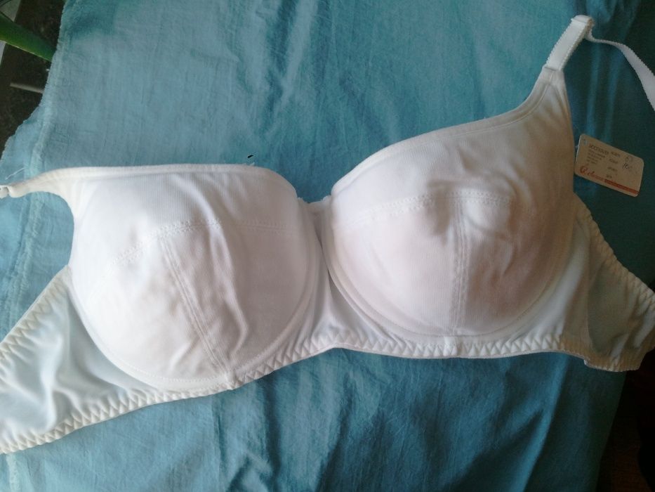 Бюстгальтер классический белый с фиксированными чашками Ангела 80С