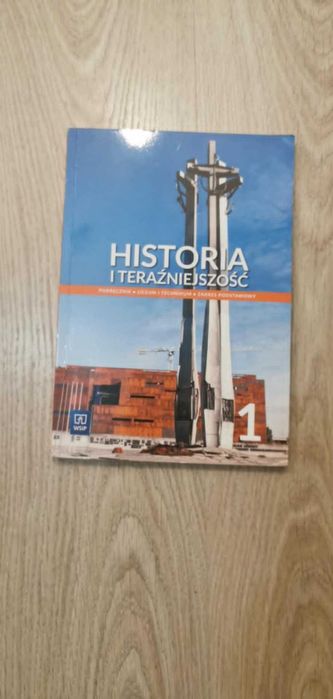 Podrecznik HIT 1 klasa liceum