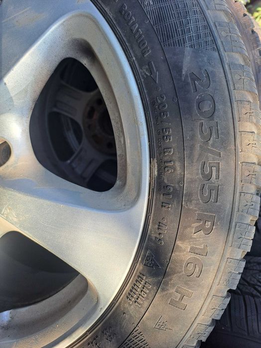 Opony zimowe na felgach aluminiowych Borbet 205/55 R16