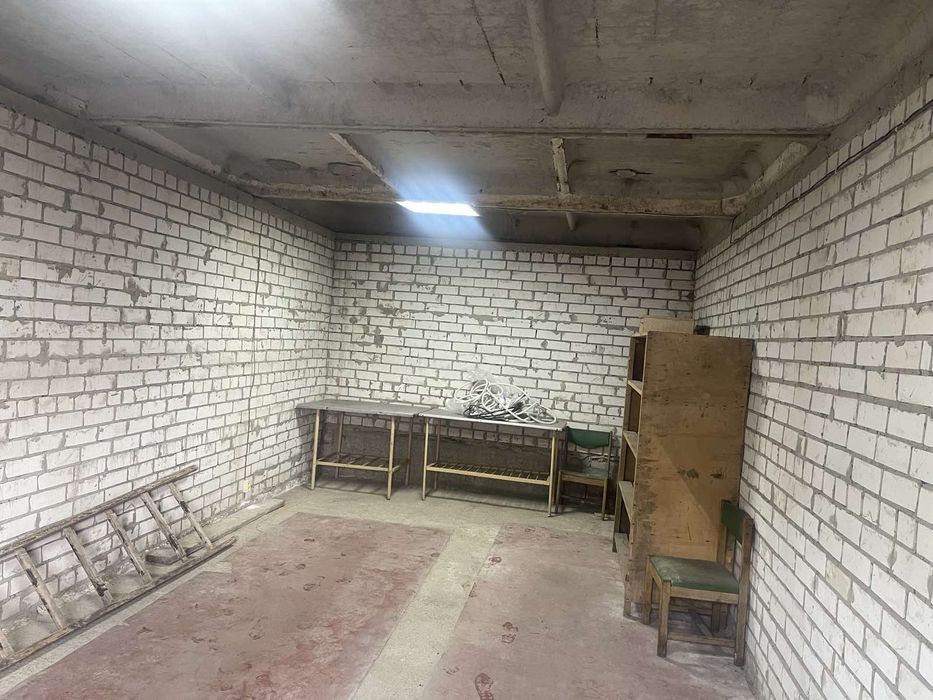 Продам гараж Оболонь Минский массив