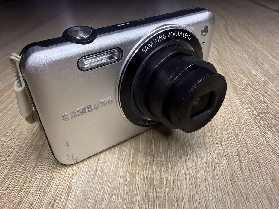 Sprzedam aparat cyfrowy kompaktowy Samsung es78 14.2 megapikseli
