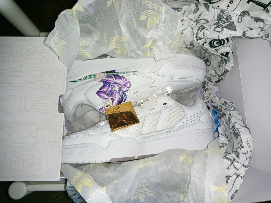 adidas ADI2000 - Yu-Gi-Oh! Dark Magician