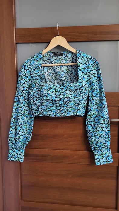 Bluzka top kwiaty romantyczne Bershka S-M