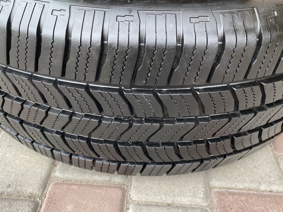 2020р Starfire Solarus HT 255/50 R20 109H