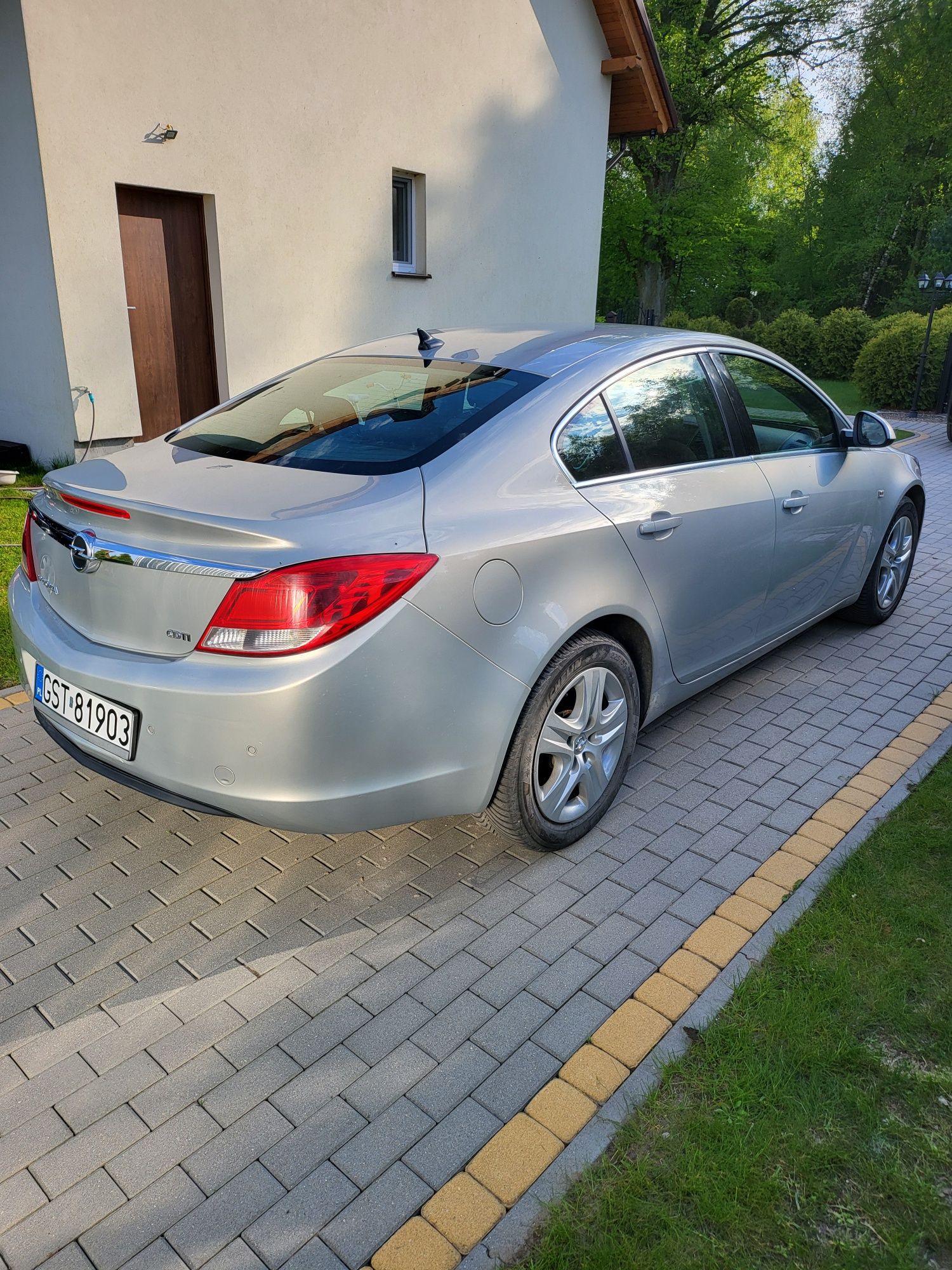 OPEL insignia bi-xenon skrętny Climatronic 2009 diesel 160KM 197tyś km