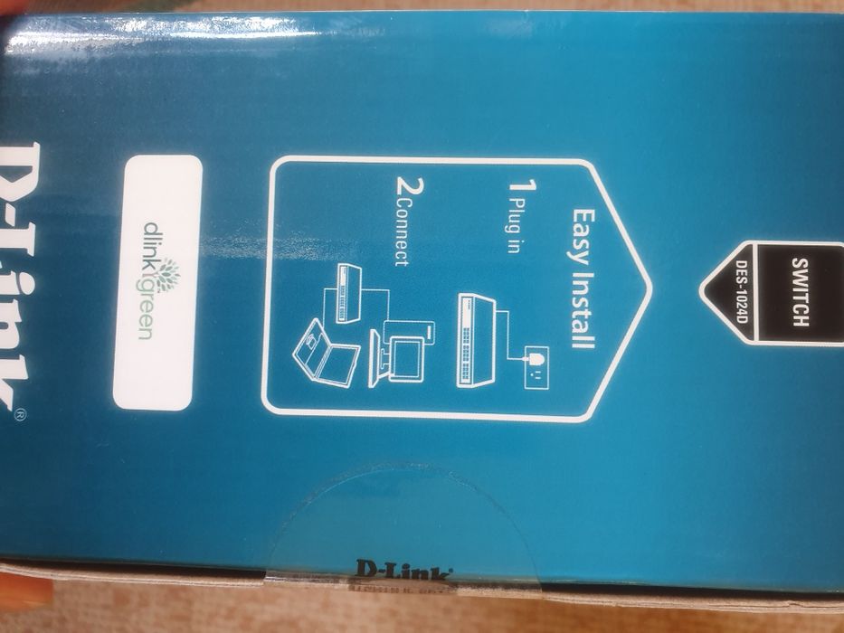 D-Link DES-1024D - 24 portowy niezarządzalny Switch Fast Ethernet NOWY