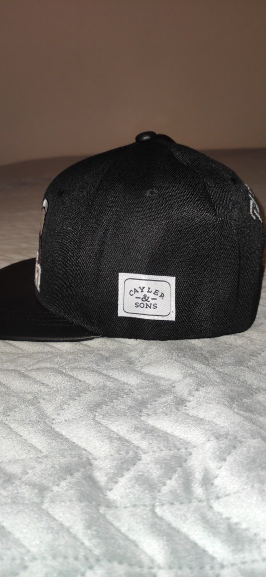 Full cap La Familia