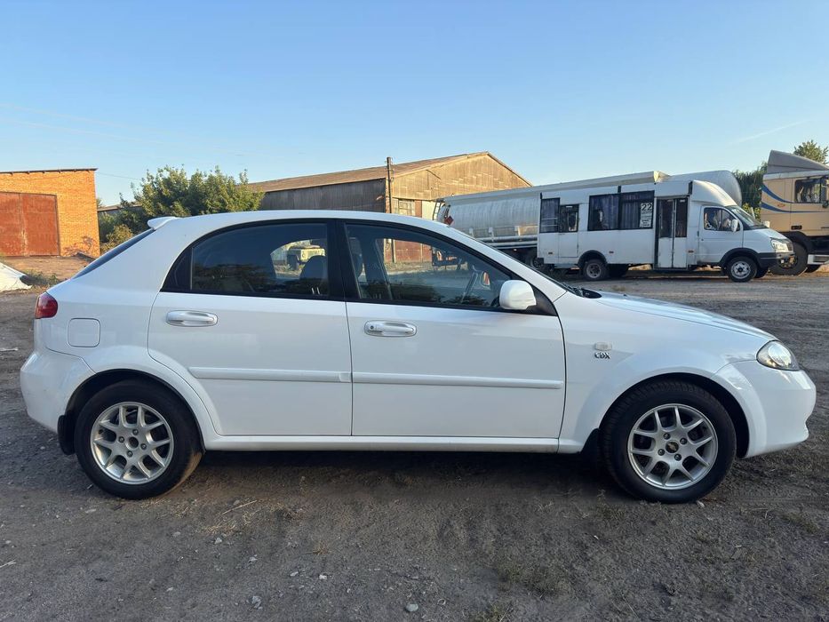 Продам Шевроле Лачети Автомат