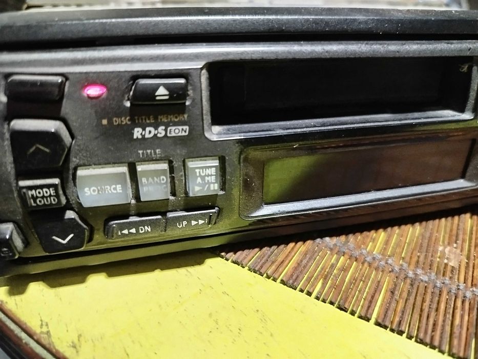 Auto radio alpine TDM 7545 r vintage anos 90 para recuperar
