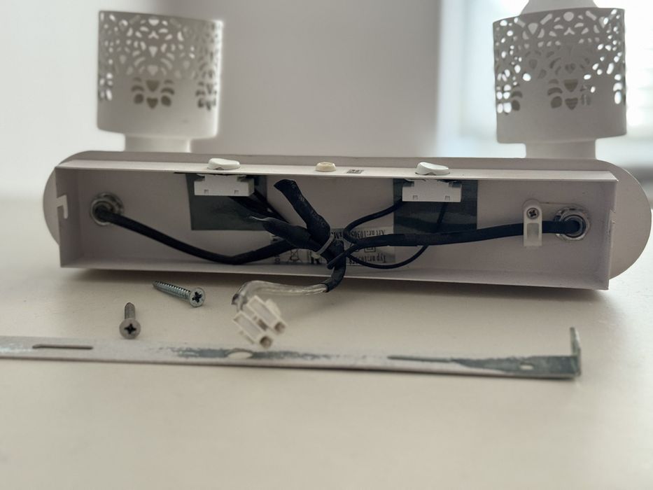 Kinkiet Markslöjd OLAND, biały, 2xE14 – dwa niezależne przyciski!