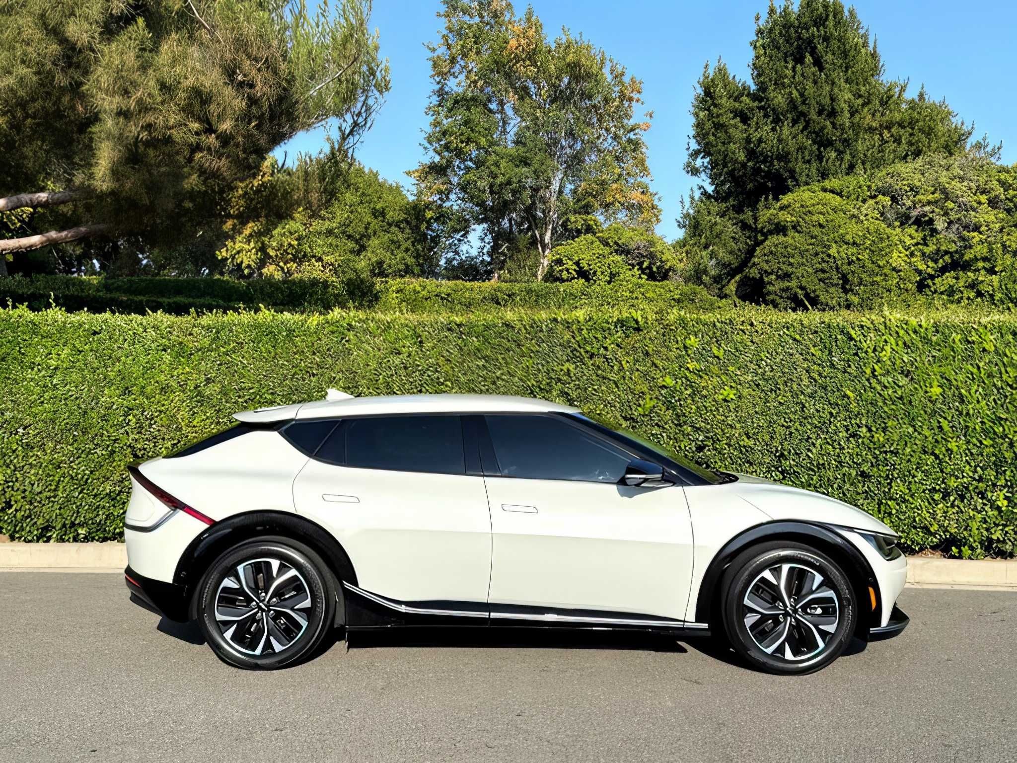 2024 Kia EV6 Wind