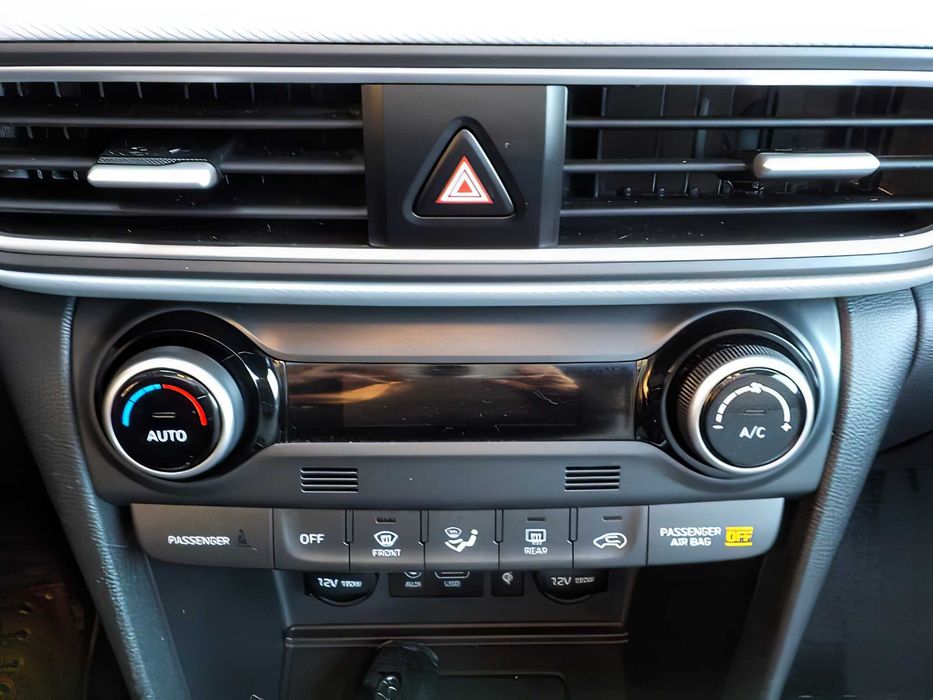 Hyundai Kona      2018