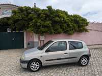 Clio II, menos de 70.000 km