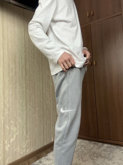 Штани Nike S-M.