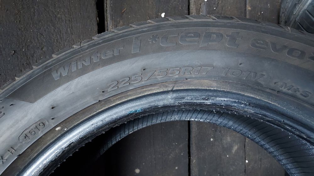 Opony zimowe Hankook 225/55R17 101V 19r. 7,5mm 2szt