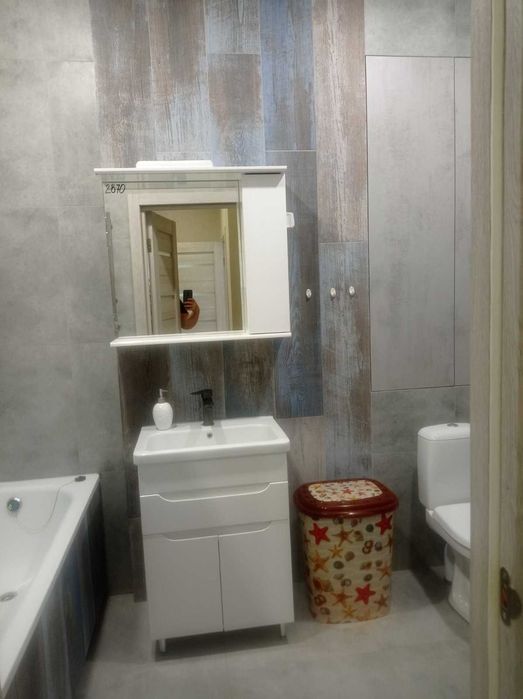 +Продам 2 ком. квартиру ул.Поточная 45000 дол.