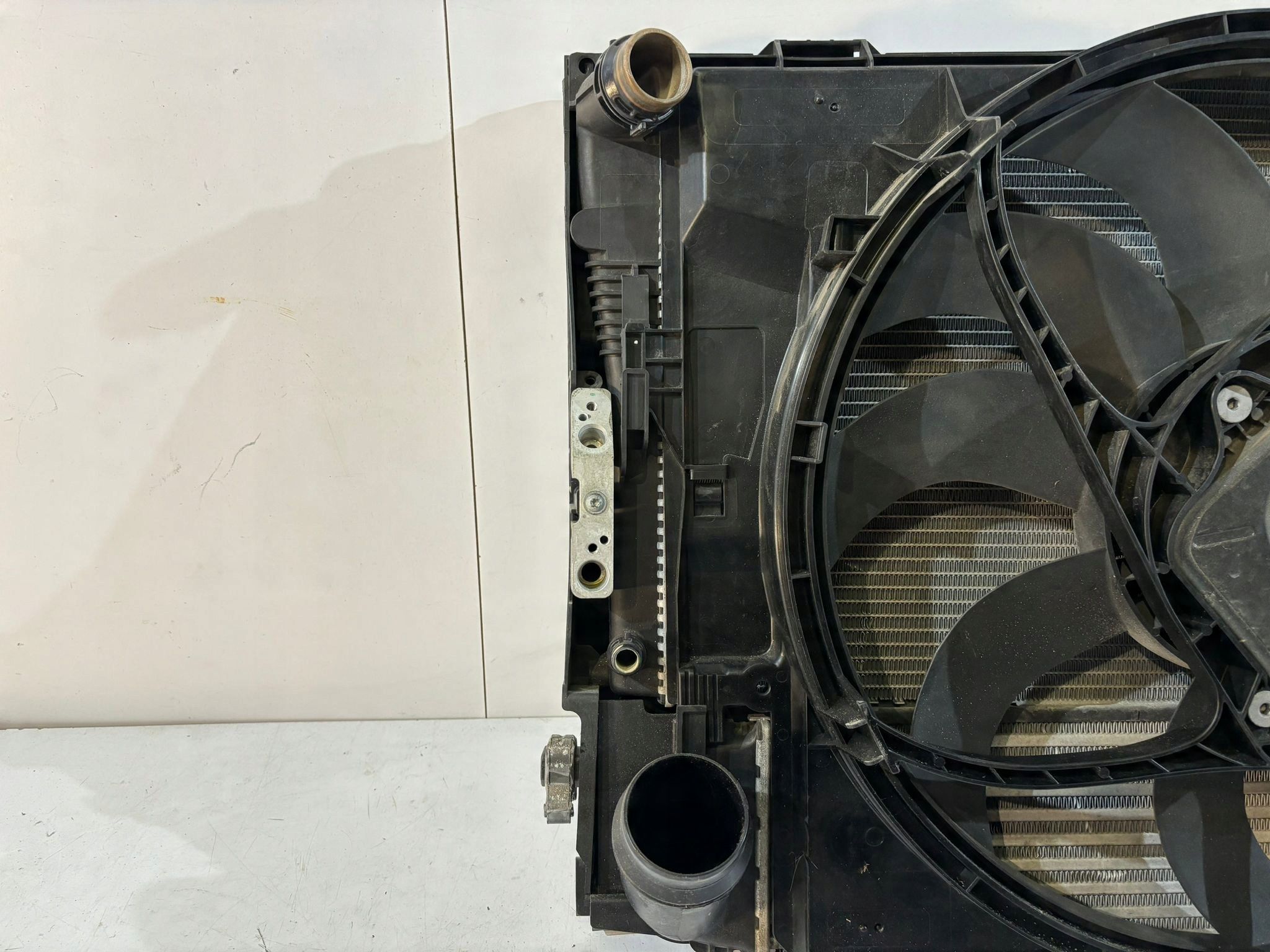 BMW 1 F20 3 F30 zestaw chłodnic d / b 14107