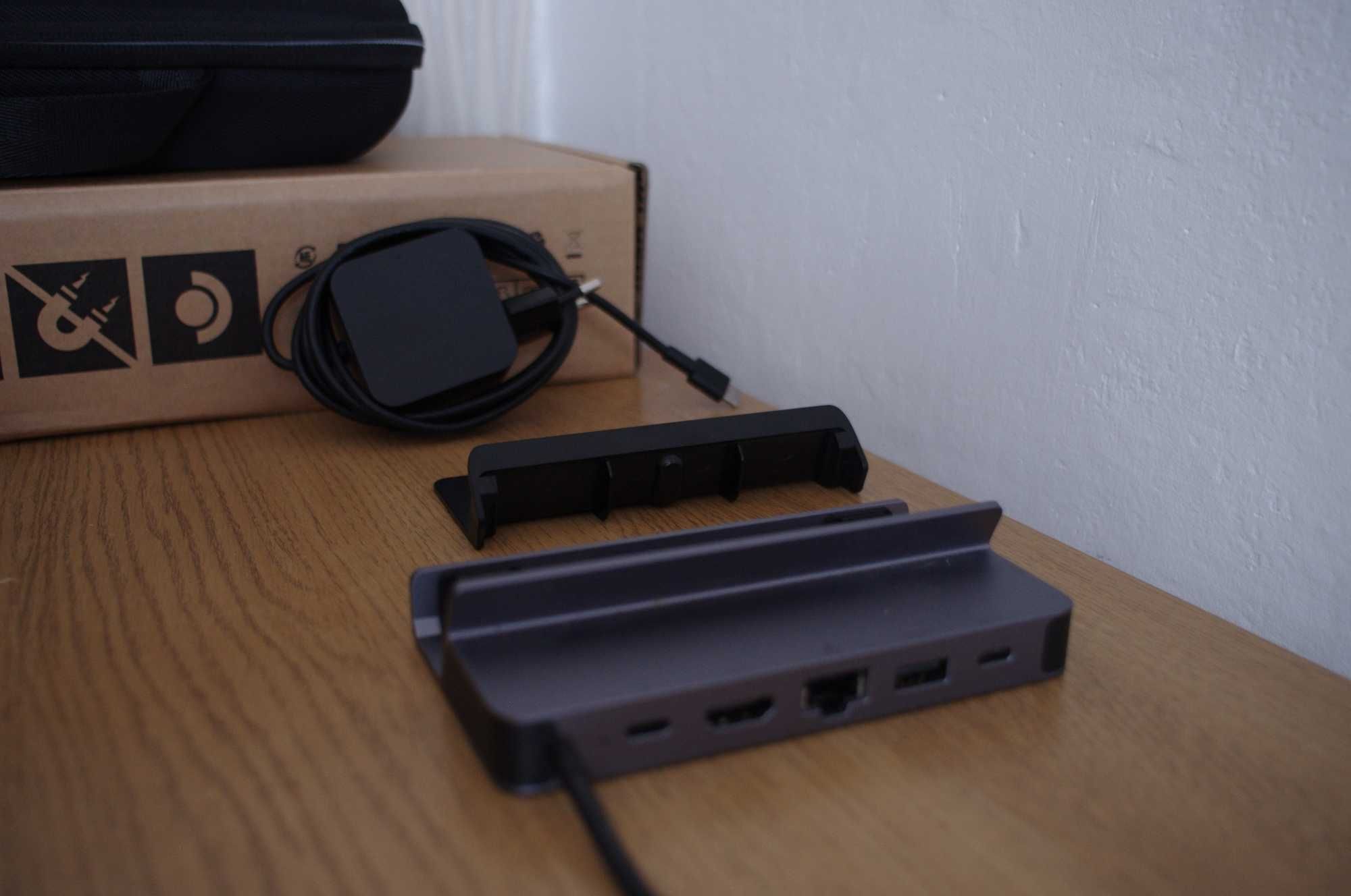 Steam Deck 512 GB w etui dbrand + stacja dokująca ugreen za darmo