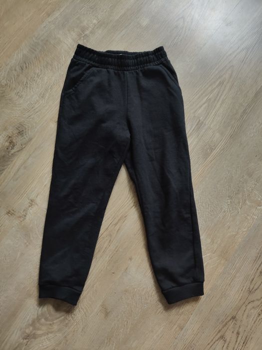 Spodnie dresowe rozmiar 116