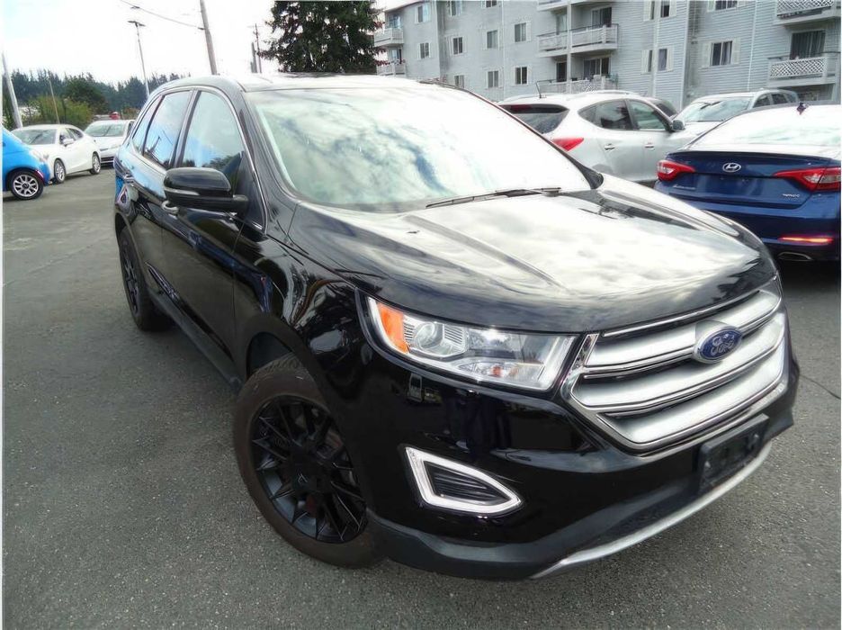Ford Edge Titanium      2016