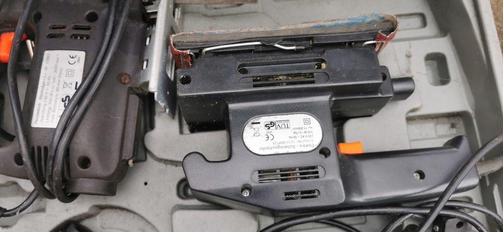 Продам інструмент в гарному стані.