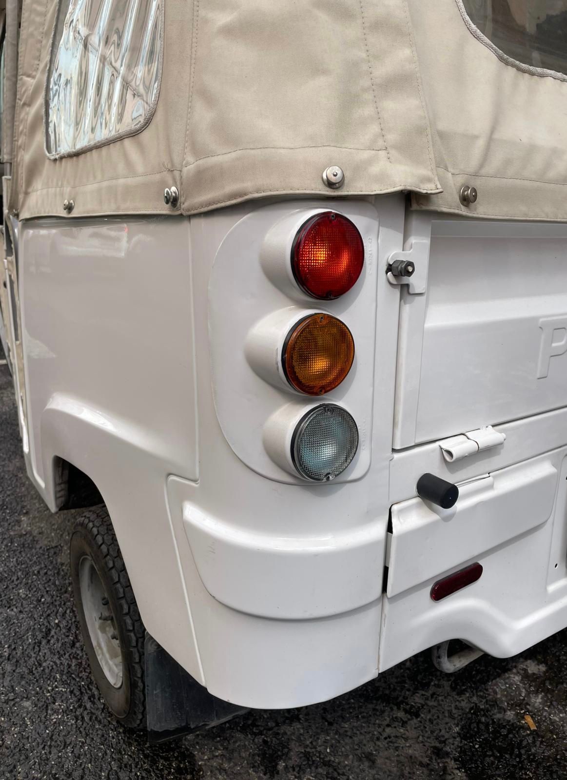 Tuk tuk Piaggio calessino 200