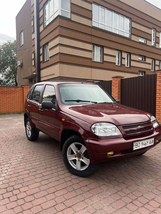 Chevrolet Niva 2004 газ/бенз