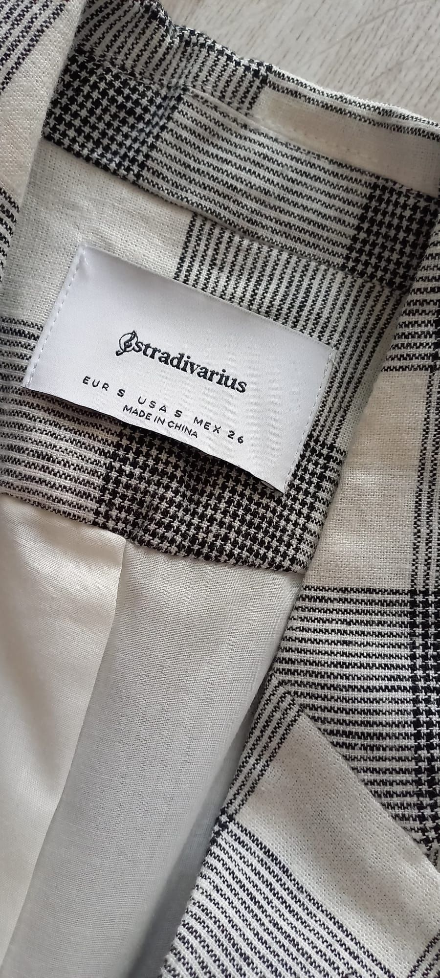 Marynarka w kratę Stradivarius S