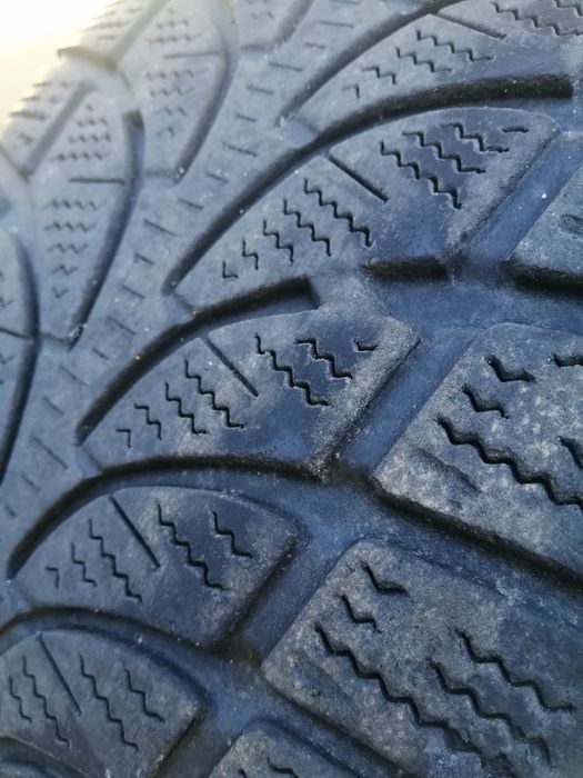 Шины 235 60 r18 бу Bridgestone Blizzak