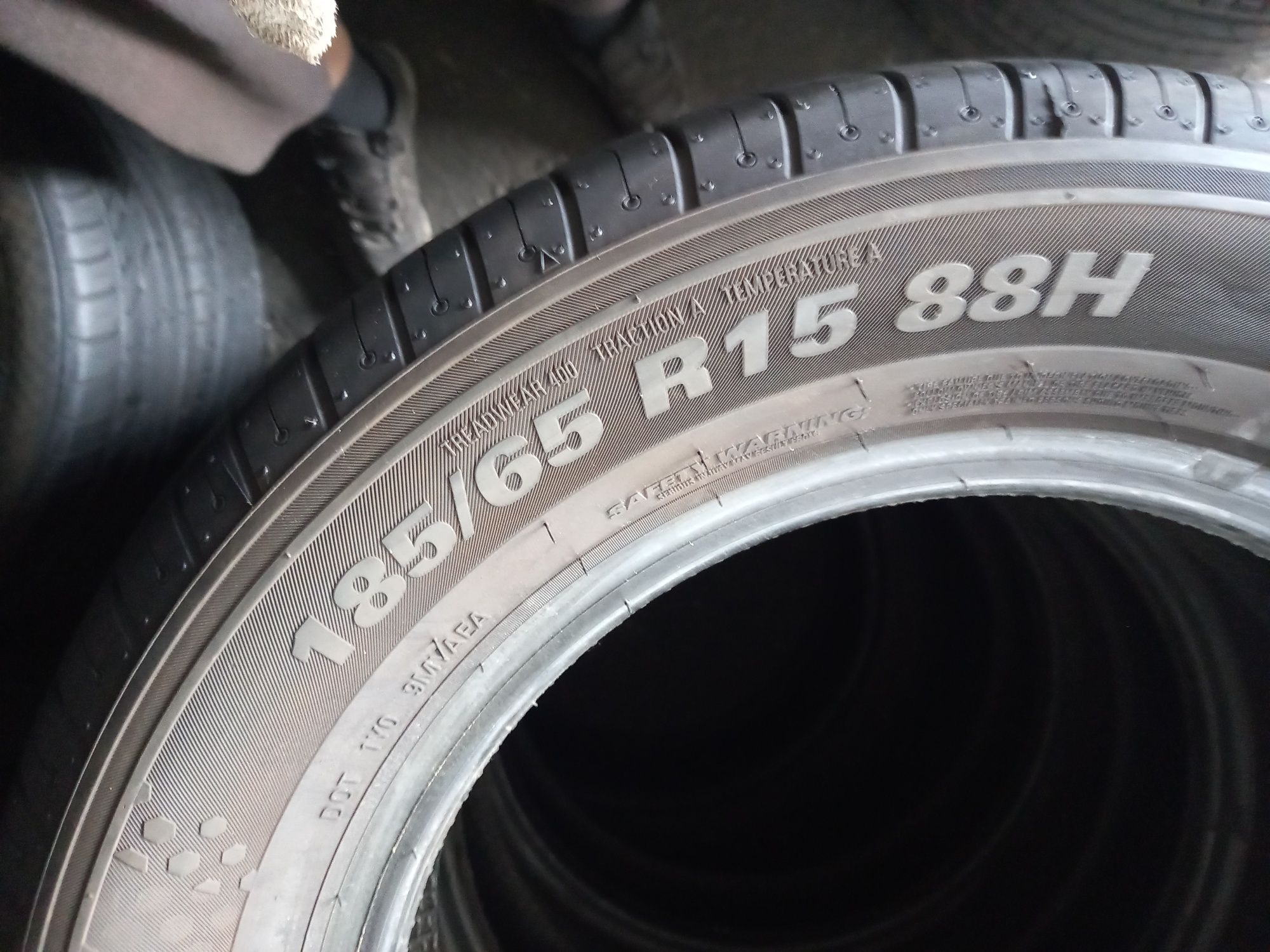Opony nowe demo 185/65/15 kumho 4 szt 2023 rok prod