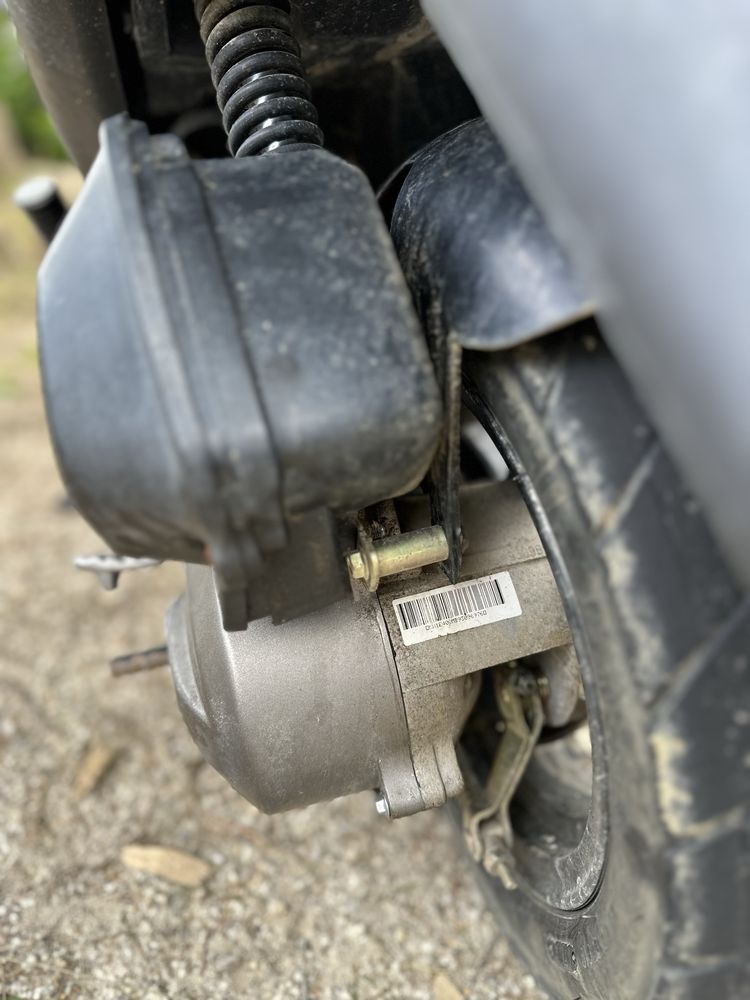 Scooter keeway 50 apenas 4000km