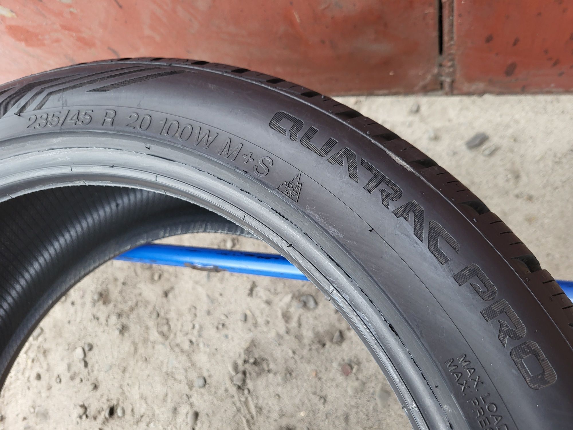 235/45/20 R20 Vredestein Quatrac Pro 2шт ціна за 1шт шини