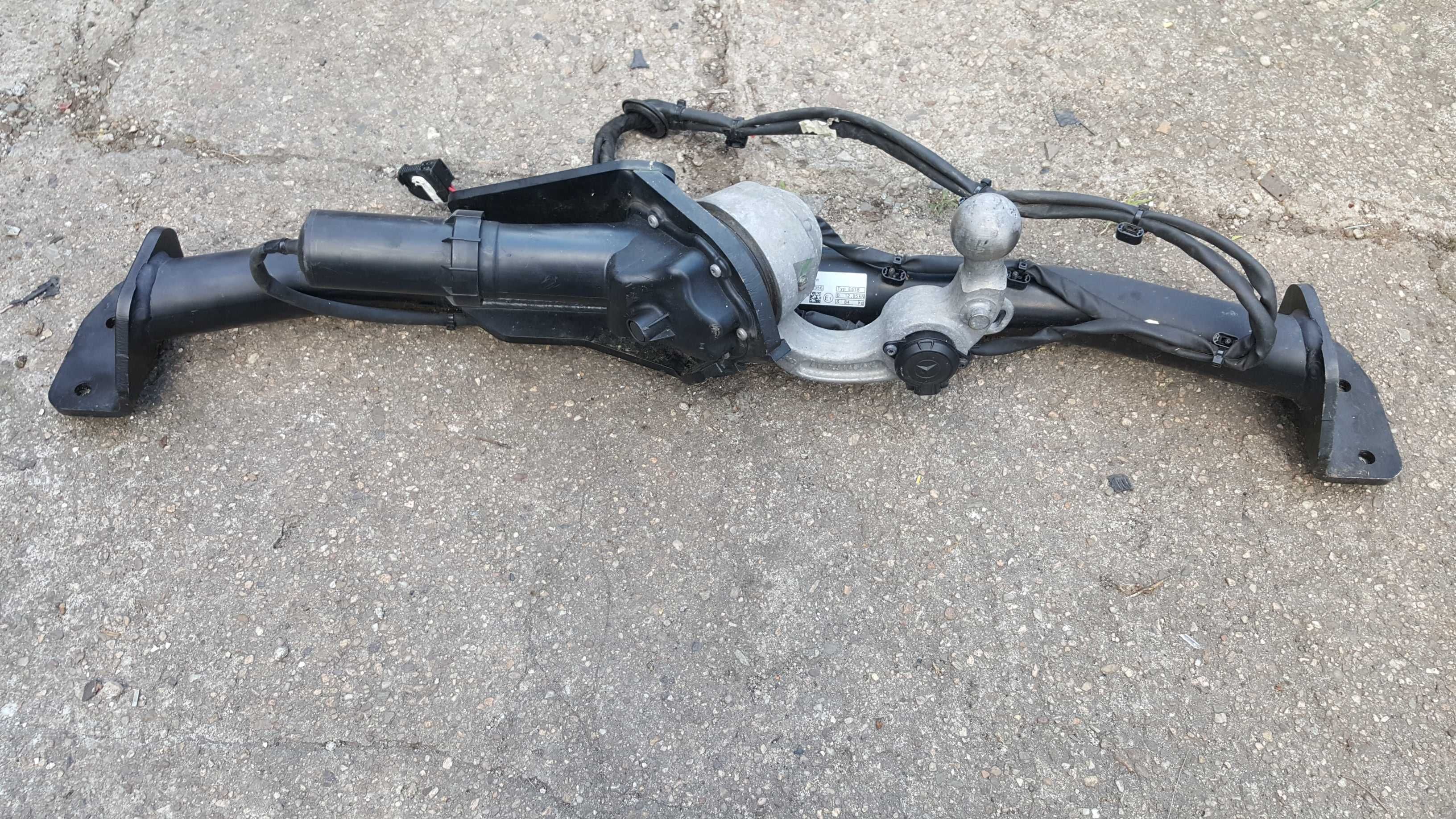 Oryginalny elektryczny hak holowniczy mercedes E-klasa W213 wysyłka 40