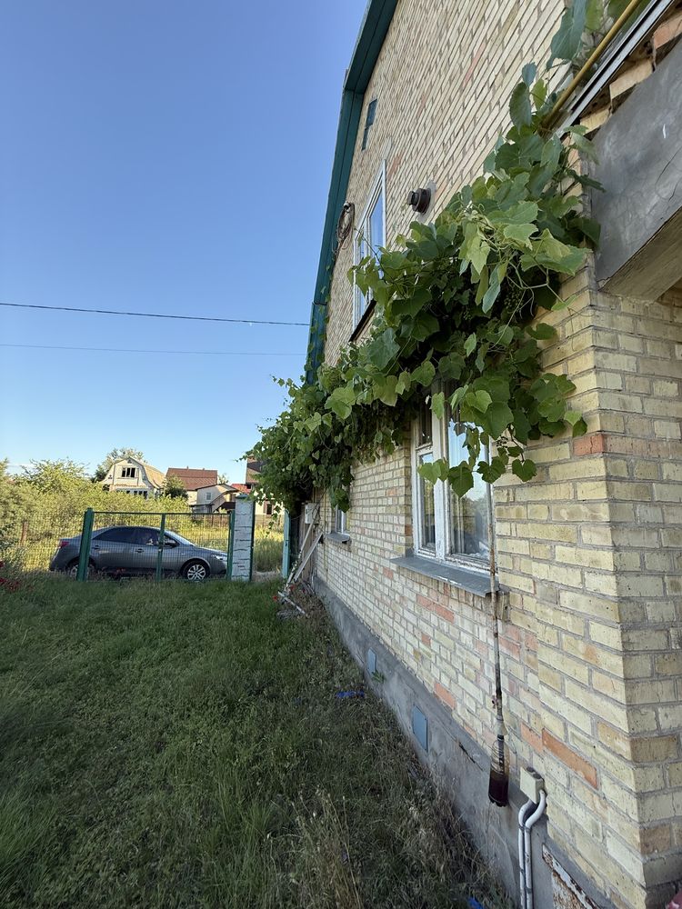 Продам будинок с.Мощун ст Пуща Водиця