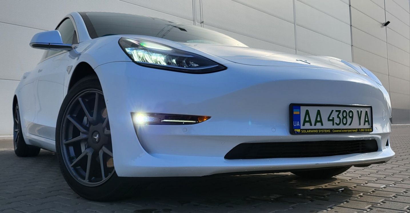 Tesla model 3 Dual Motor Long Range 2019