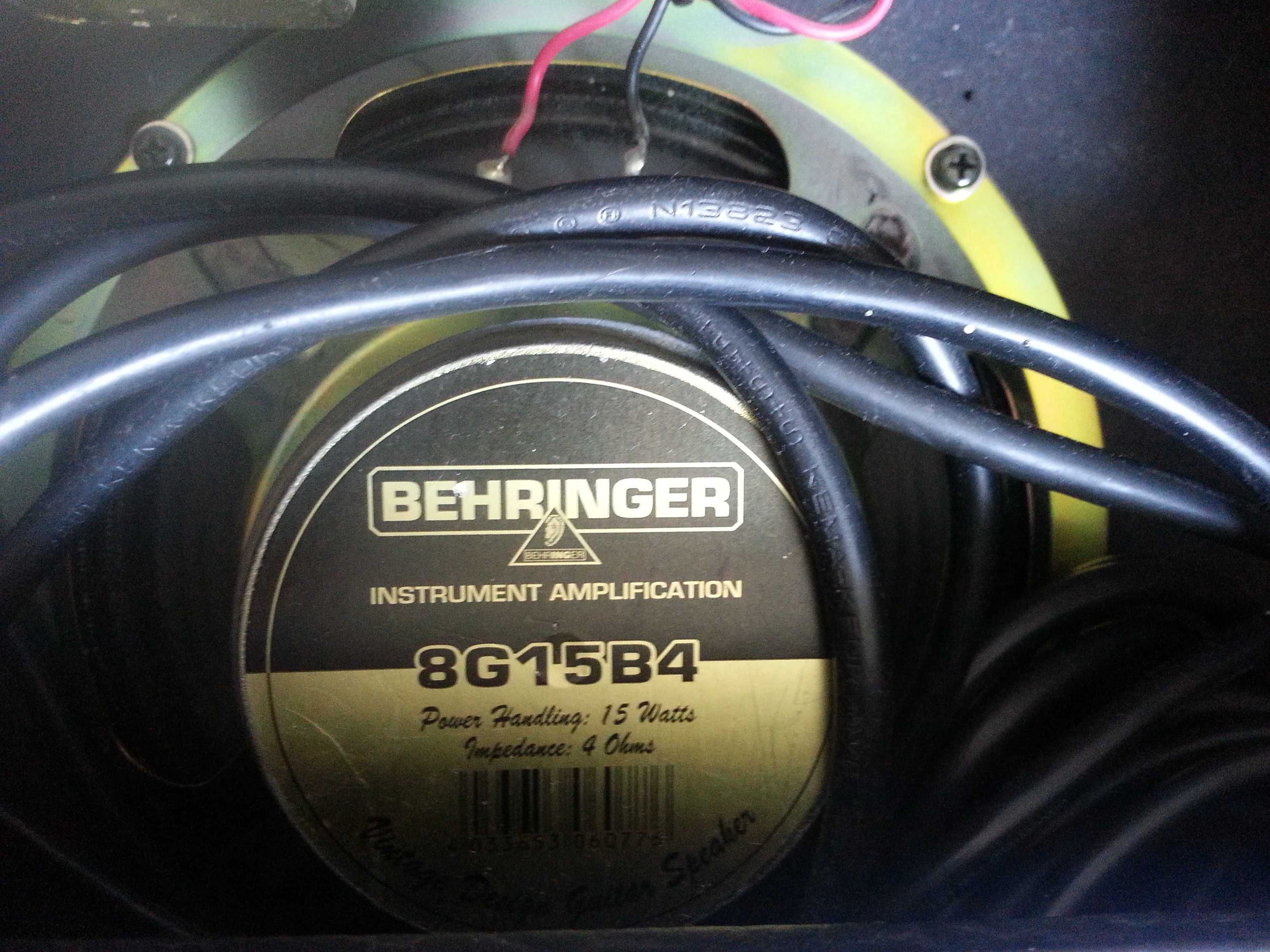 wzmacniacz Behringer V-TONE GM108