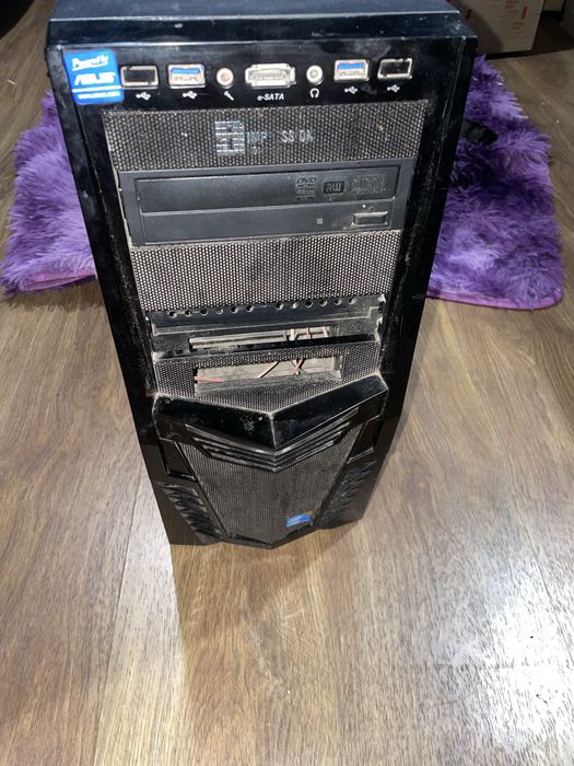 Компьютер не выдает изображения прадоется с монитором вместе