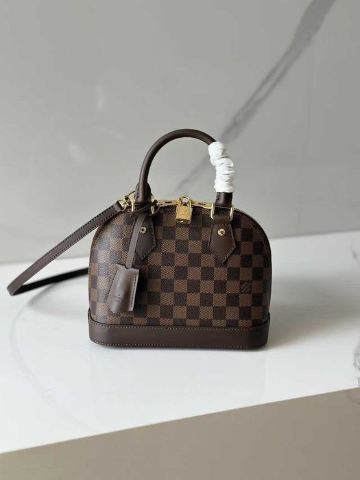 Louis Vuitton Alma BB