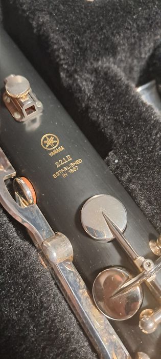 Clarinete baixo yamaha