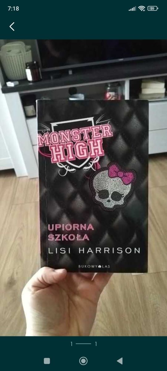 Lisi Harrison monster high upiorna szkoła