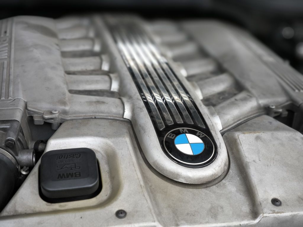 Продам BMW E66 V12