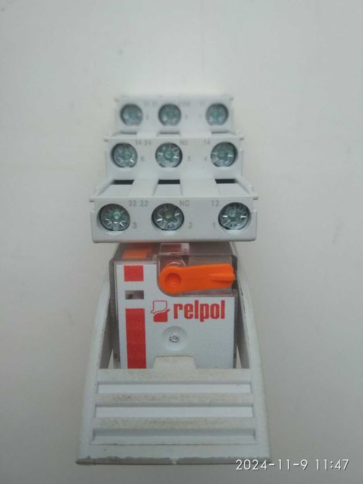 Інтерфейсне реле Relpol PIR3 з колодкою GZM3