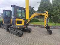 Minikoparka New Holland E25D