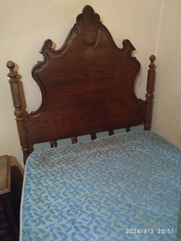 Cama de solteiro