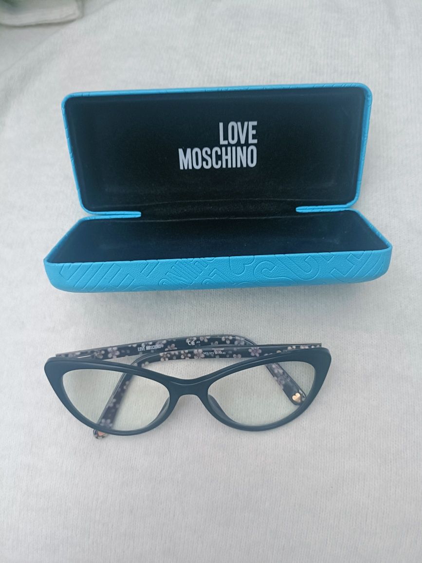 Okulary korekcyjne Moschino