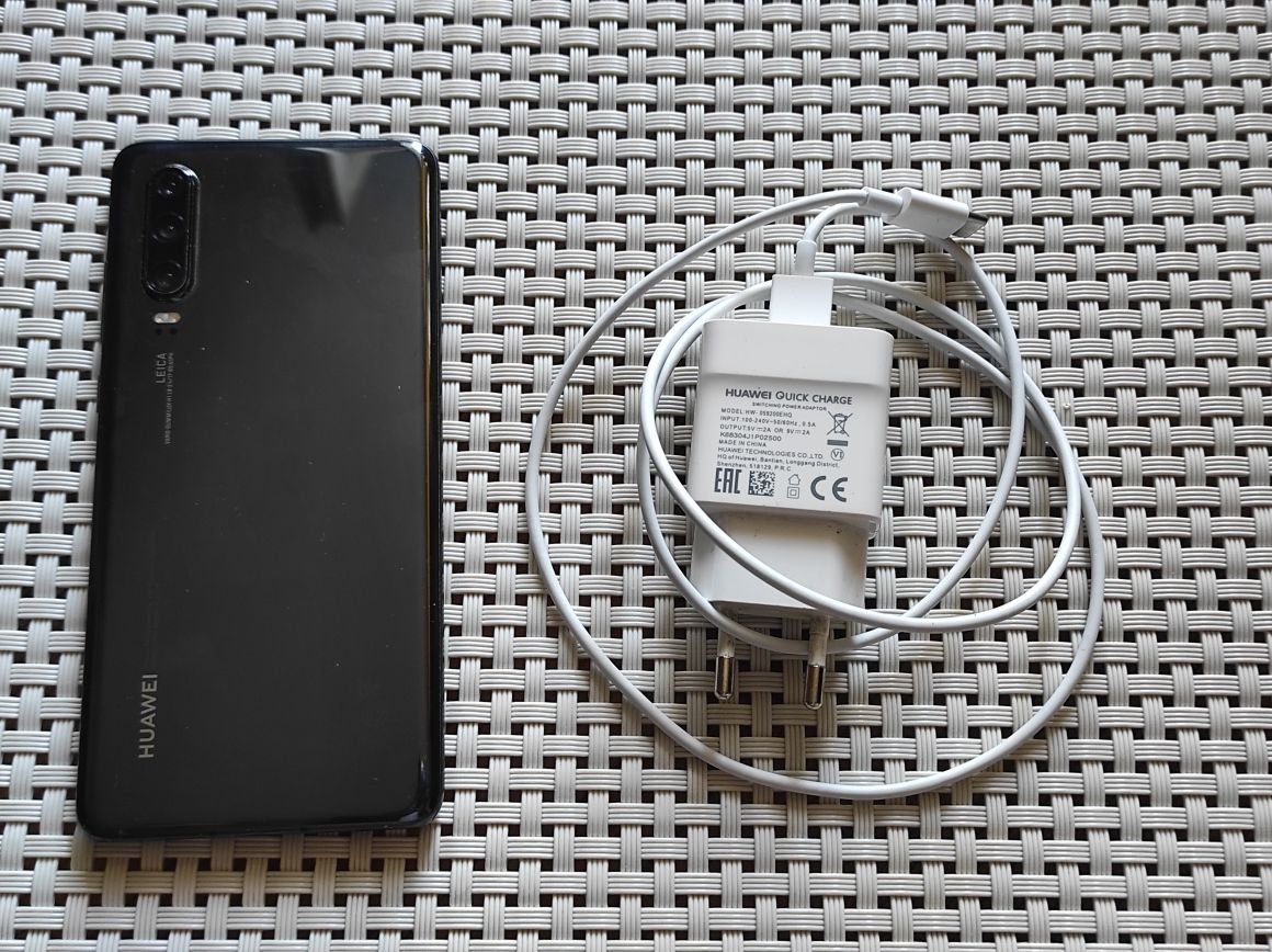 Huawei P30 6/128, 30xzoom, mocna bateria