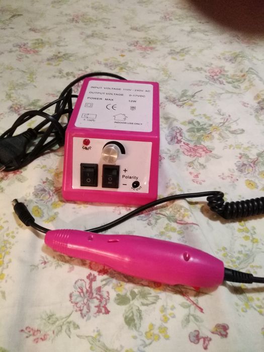 Lima de unhas elétrica