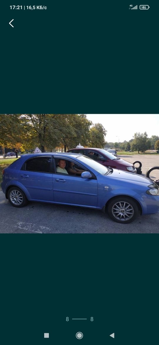 Інструктор з водіння автомобіля. Автоінструктор. Автшкола Водіння.